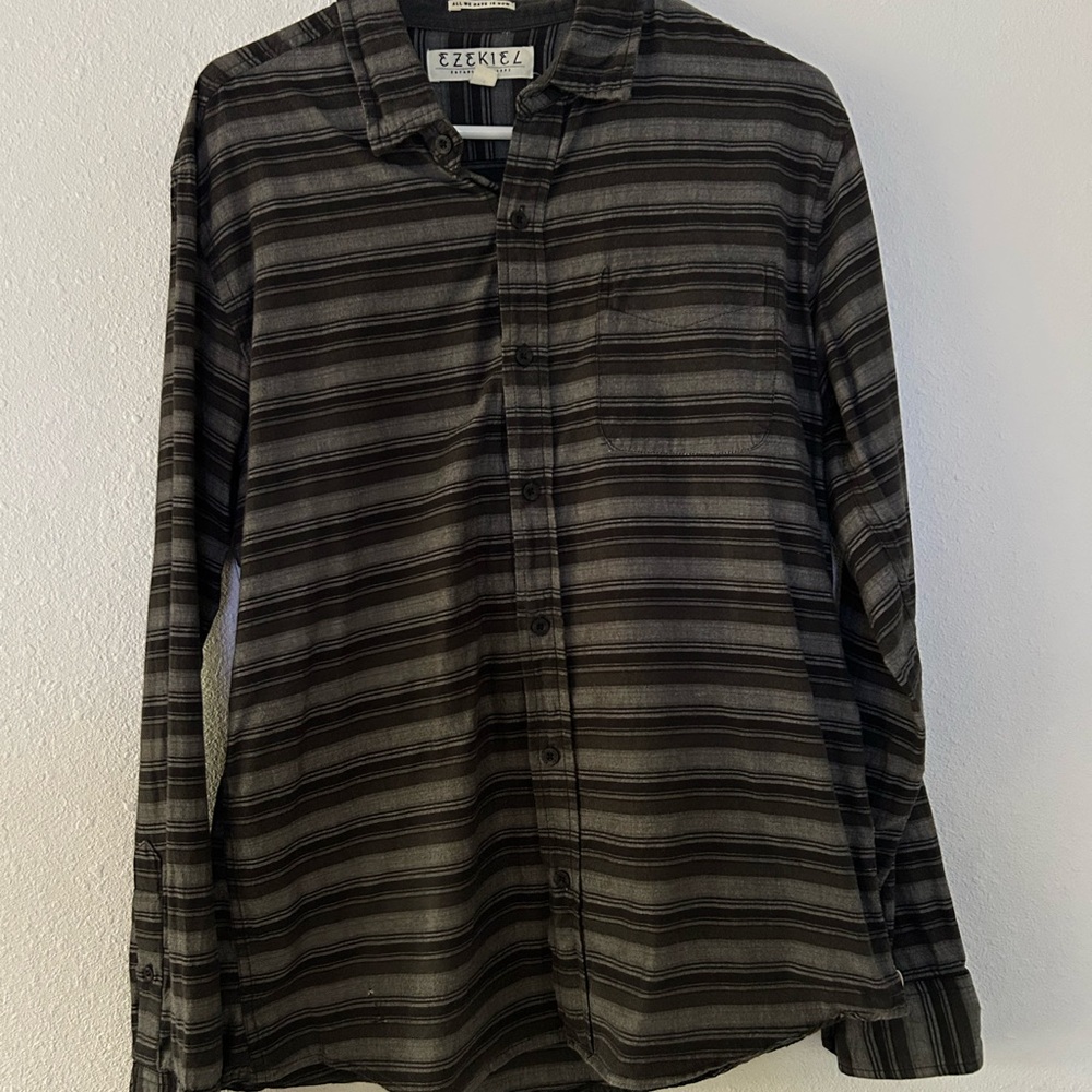 Ezekiel Men's Charcoal Striped Button Down Shirt